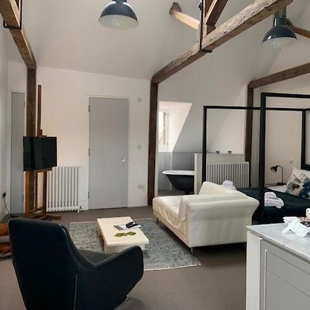 Montys Accommodation Lewes Extérieur photo