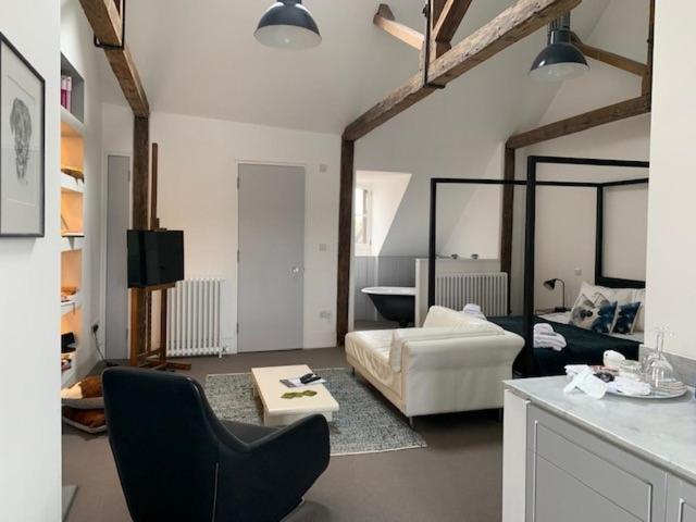 Montys Accommodation Lewes Extérieur photo